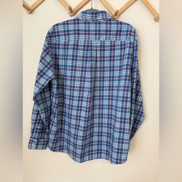 Vineyard Vines Performance Plaid Tucker Shirt - Picture 4 of 5